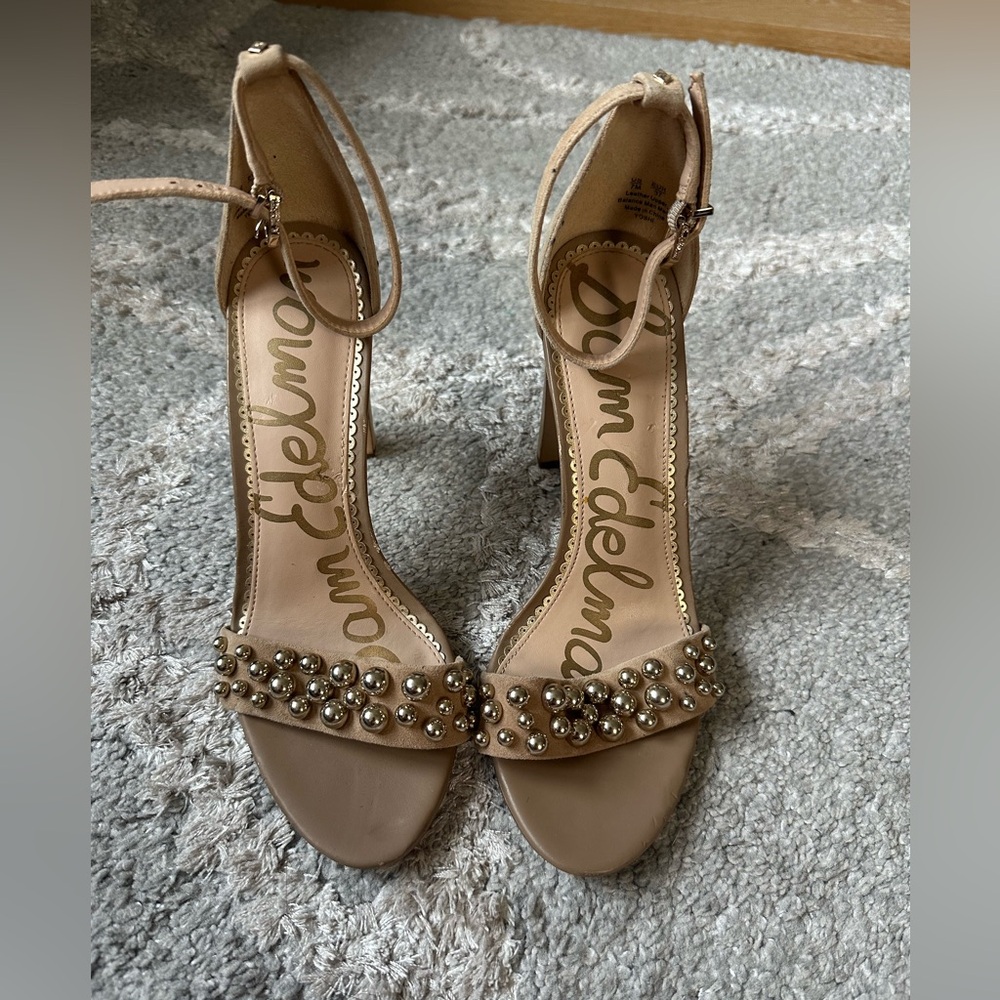 Sam Edelman Beige Pearl Embellished Heels